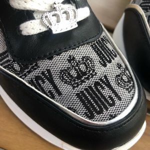 Juicy couture tennis shoes